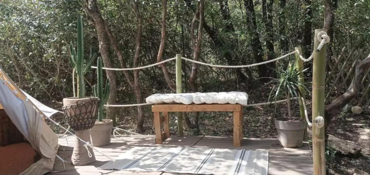 Evasion En Pleine Nature, Tipi Insolite Et Jacuzzi Au Pont Du Gard ! Vers-Pont-du-Gard Buitenkant foto