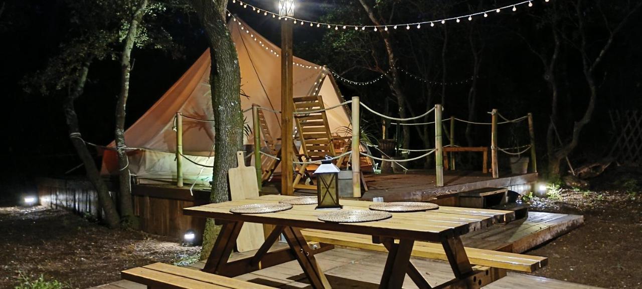 Evasion En Pleine Nature, Tipi Insolite Et Jacuzzi Au Pont Du Gard ! Vers-Pont-du-Gard Buitenkant foto